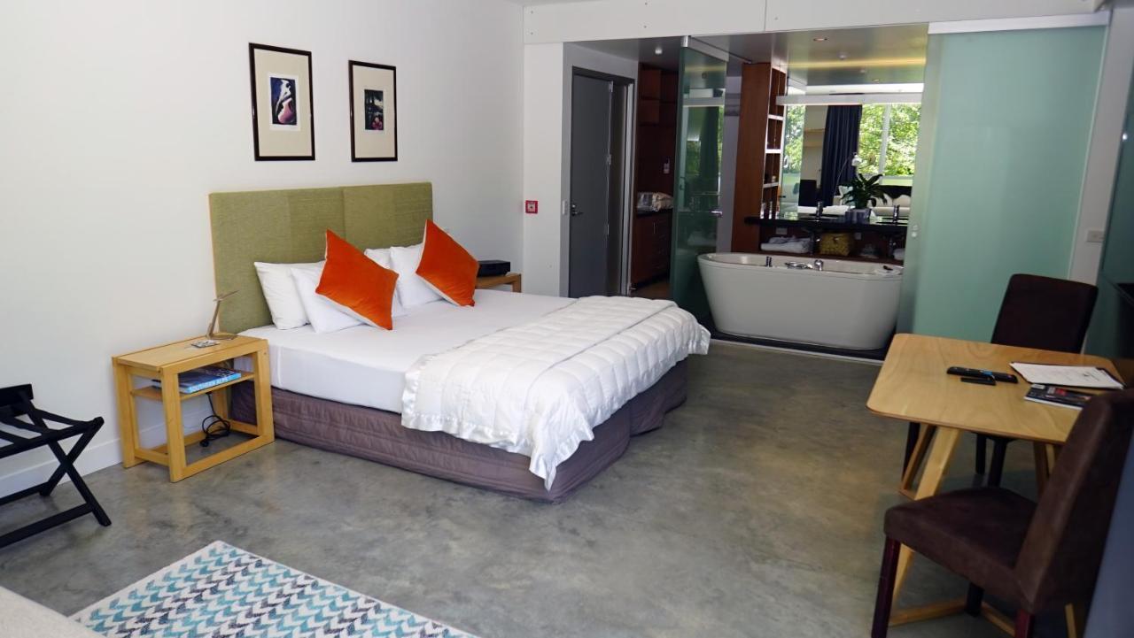 The Arrow Hotel Арроутаун Екстер'єр фото