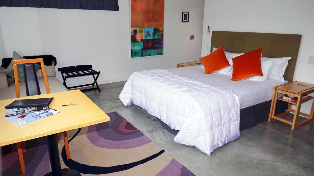 The Arrow Hotel Арроутаун Екстер'єр фото